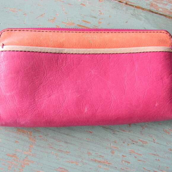 FOSSIL LARGE ZIP AROUND PINK LEATHER WALLET - Picture 1 of 7